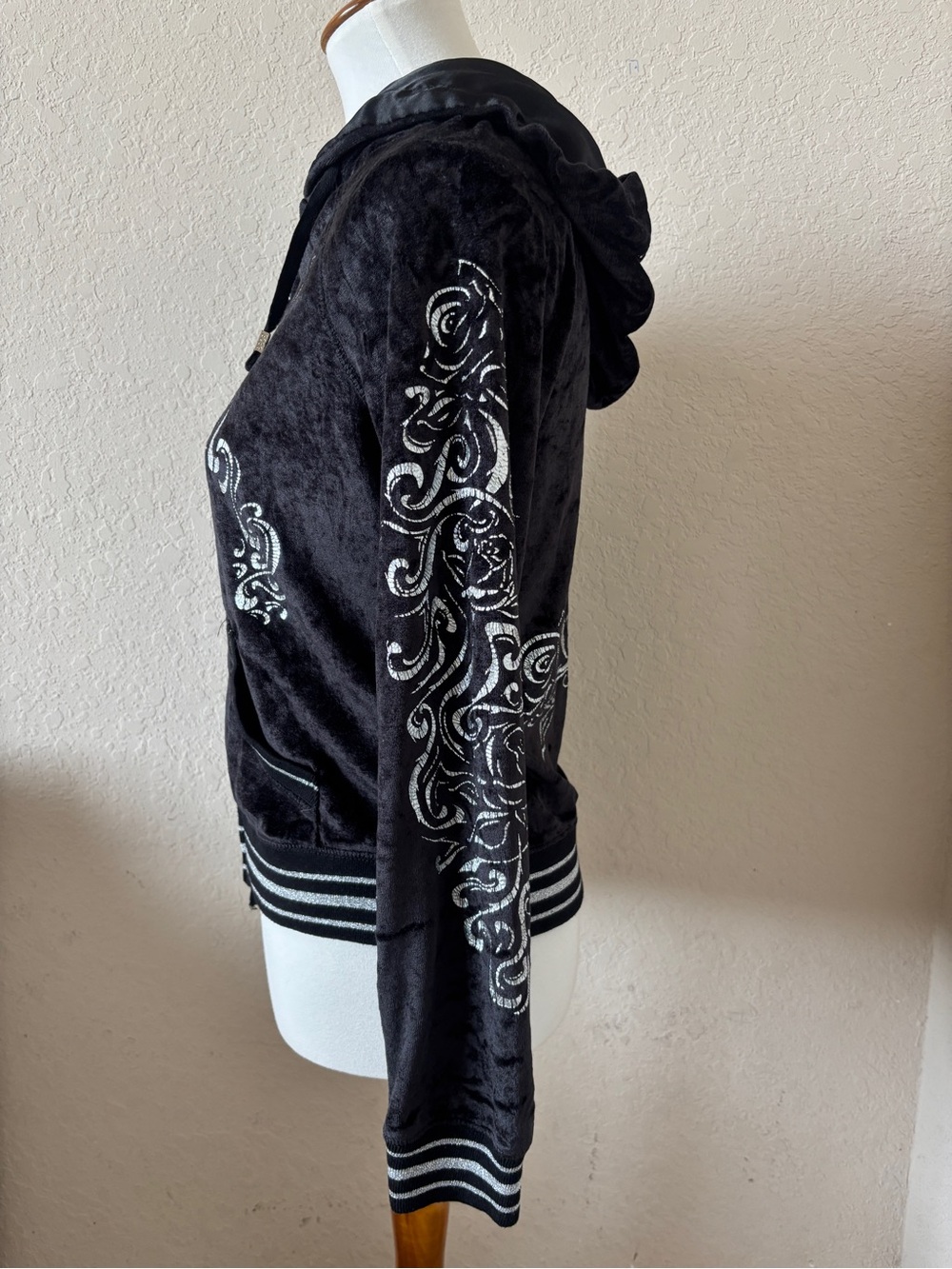 BCBG Maxazria Black Silver Velvety Velour Full-Zip Y2K Tracksuit Jacket Size M - Picture 4 of 6